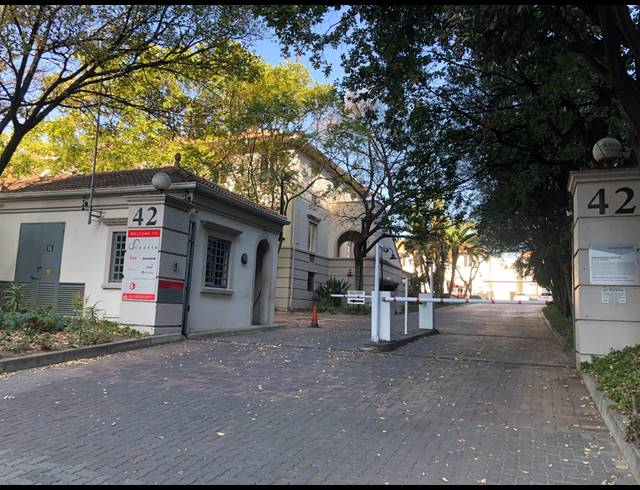 495M² OFFICE TO LET IN WIERDA VALLEY